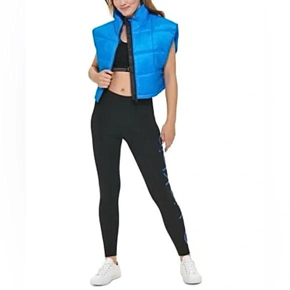 Calvin Klein Performance Cropped Mock-Neck Zip-Up Vest - Picture 2 of 16
